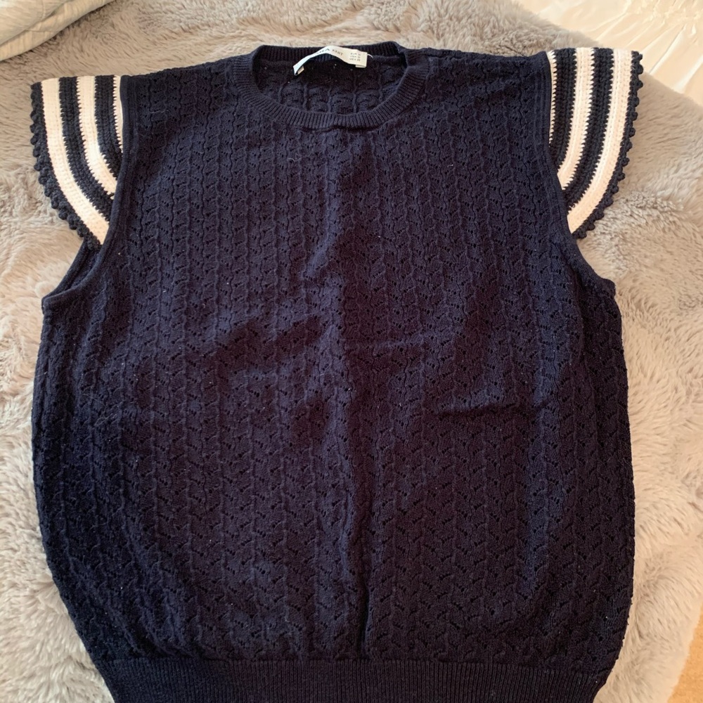 Zara navy knit top
